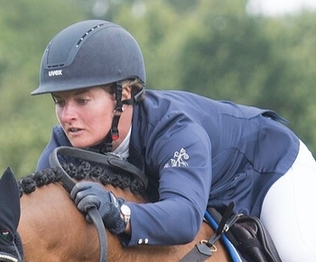 Emma Stoker wins Sentower Park Grand Prix